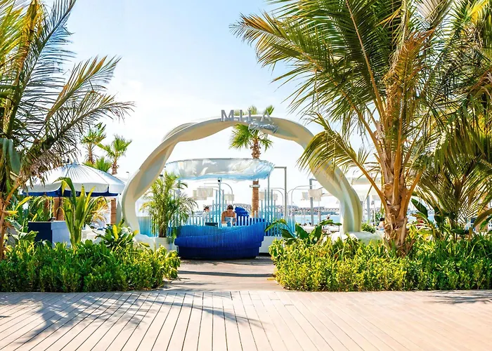 Radisson Beach Palm JumeirahAlbergo